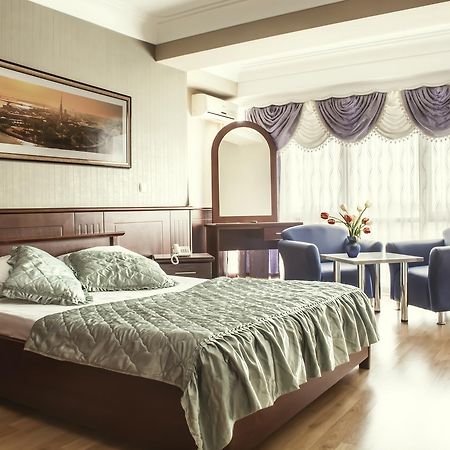 King Hotel Peć Eksteriør billede