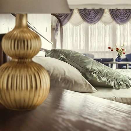 King Hotel Peć Eksteriør billede