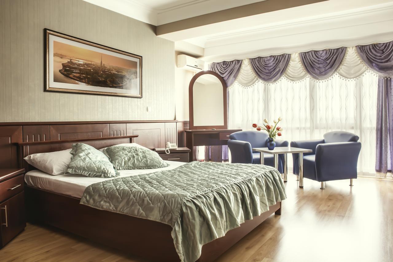 King Hotel Peć Eksteriør billede