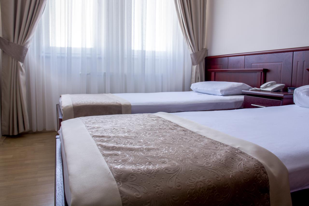 King Hotel Peć Eksteriør billede